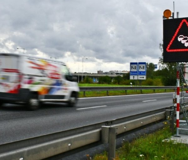 Mobilní liniové řízení: cesta k cestám bez kolon